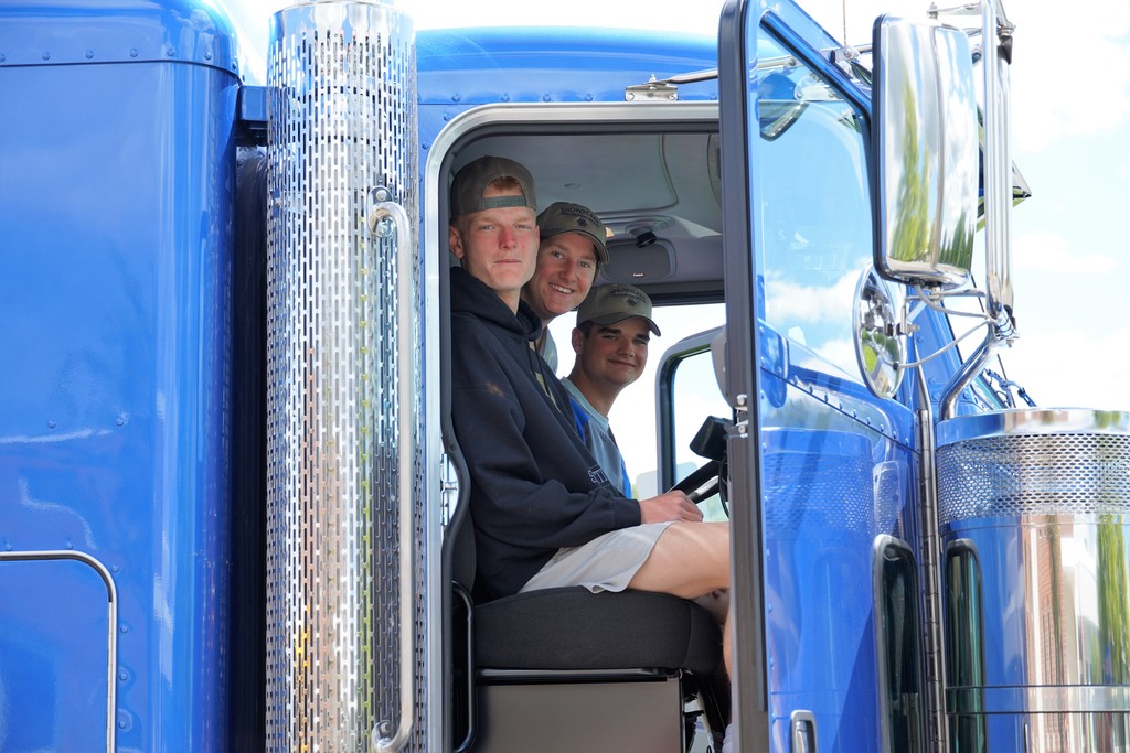 students in truck