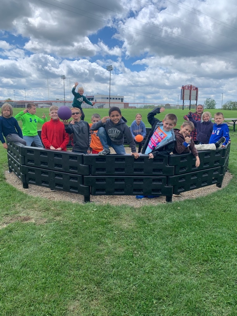 students in gaga pit