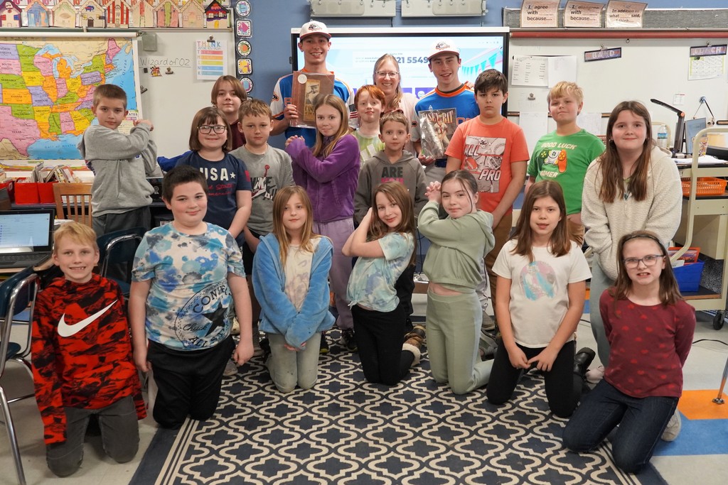 baseball players with 4th grade class