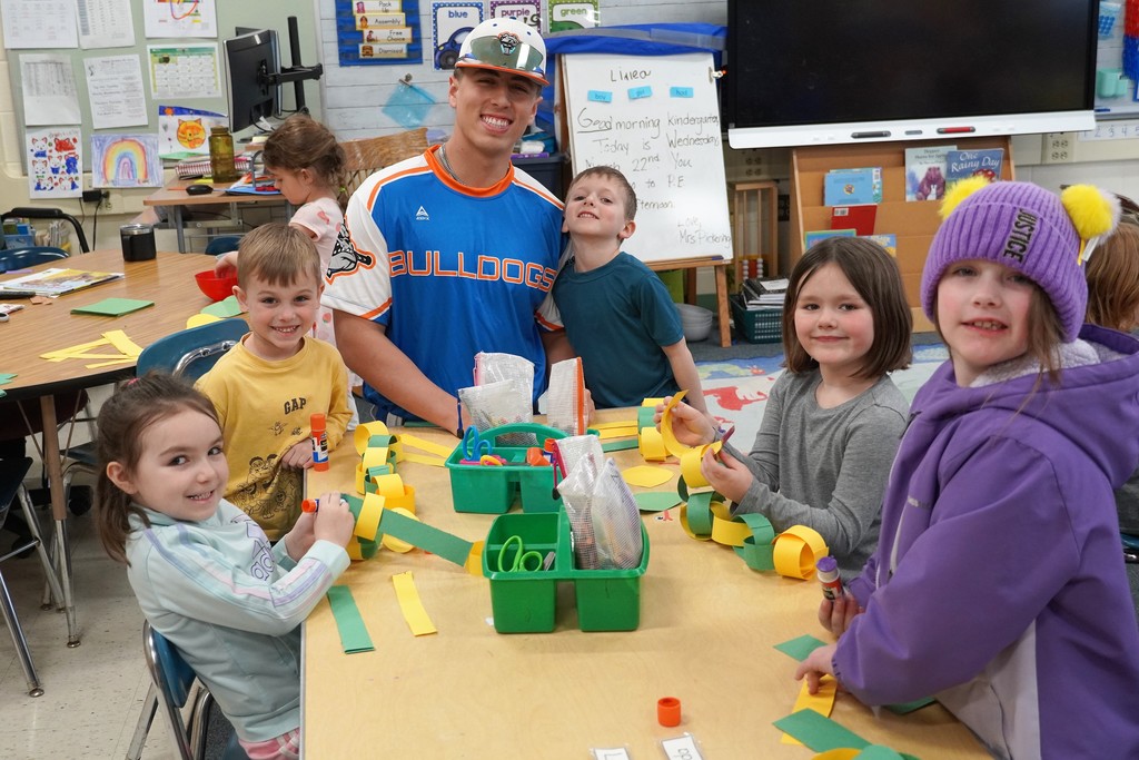 baseball player with kinders